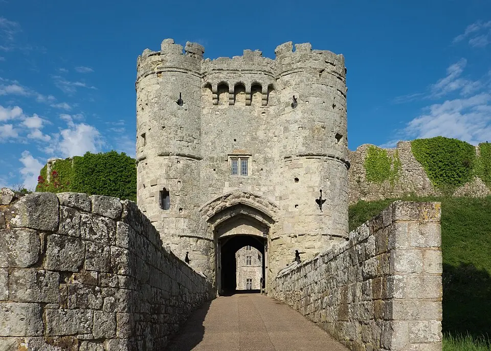 Carisbrooke Castle