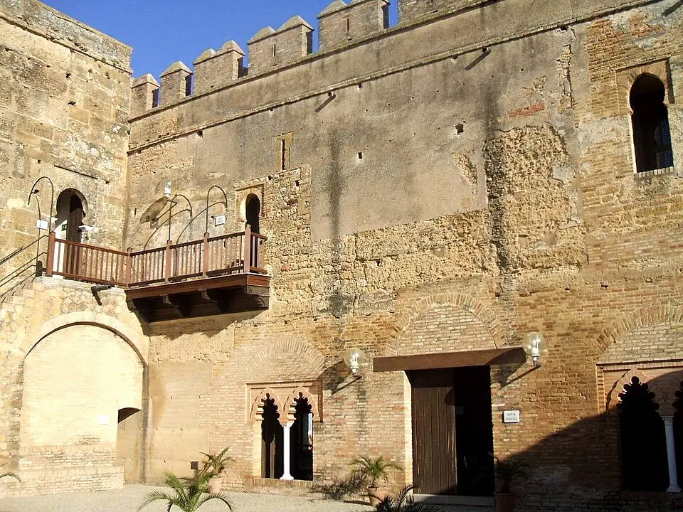 Alcázar de la Puerta de Sevilla