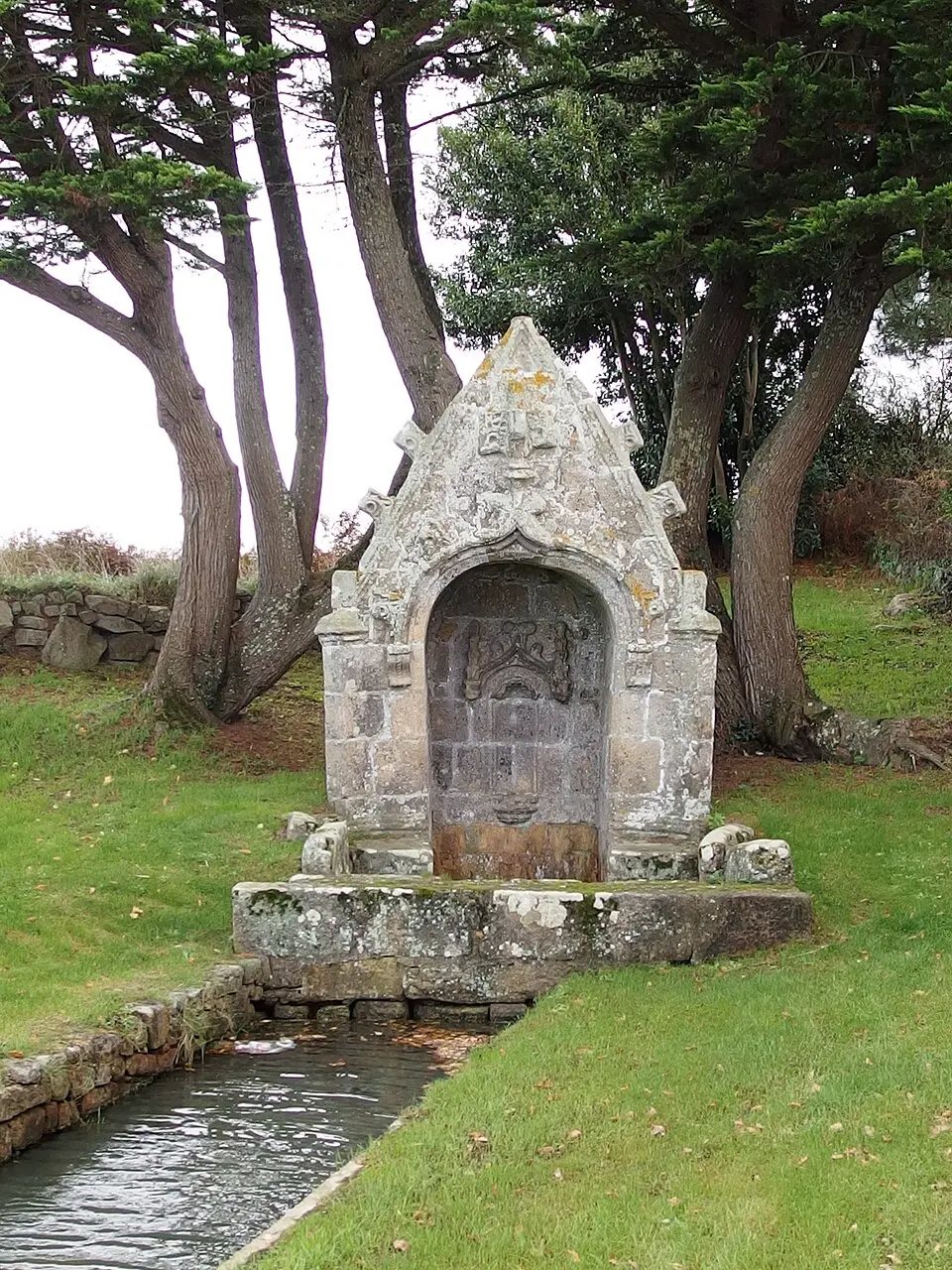 fontaine Saint-Colomban