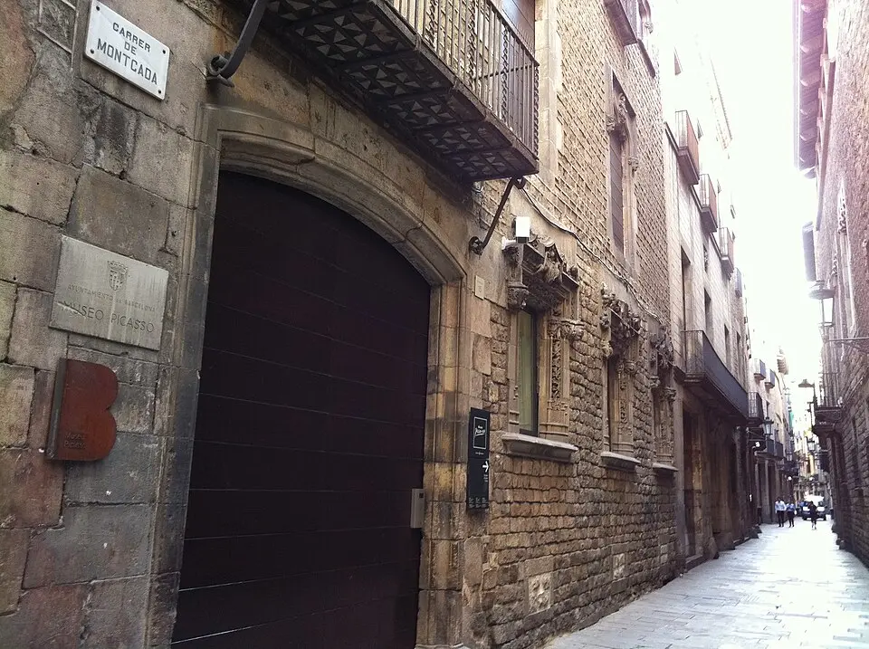 Casa Berenguer d'Aguilar