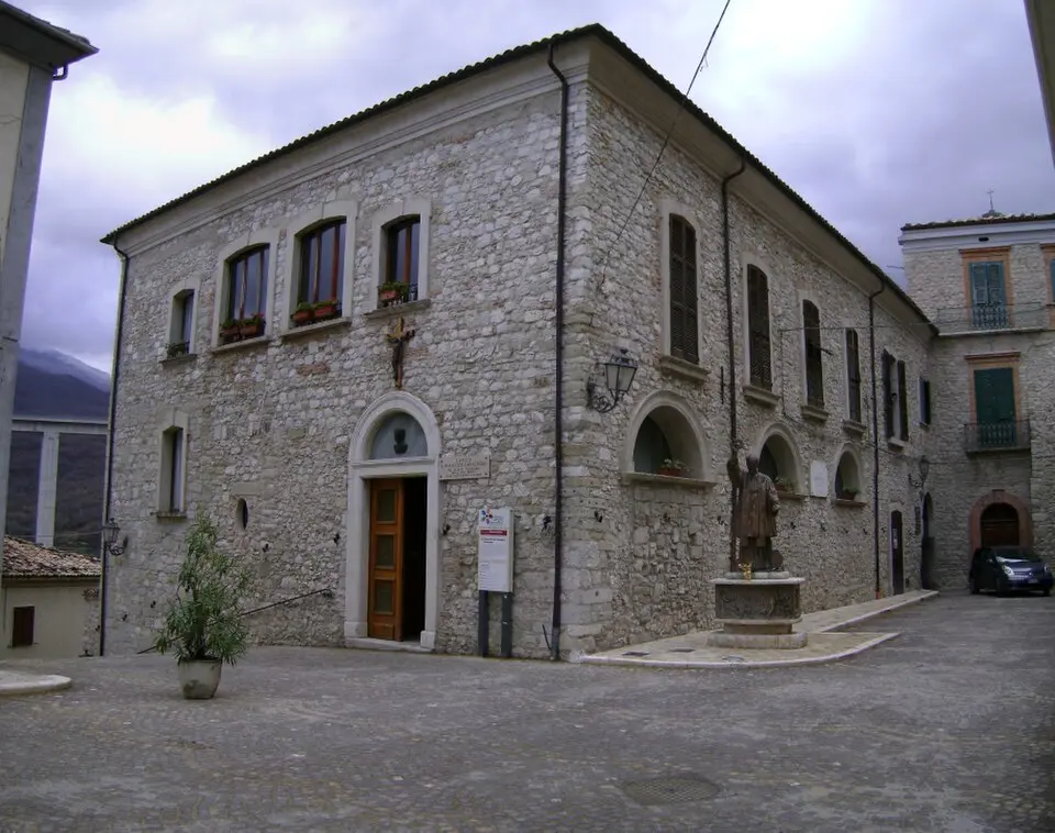 Casa Caracciolo