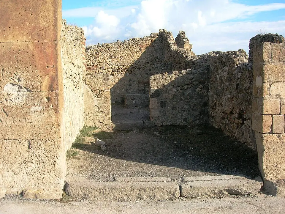casa con bottega (VII.13.7)