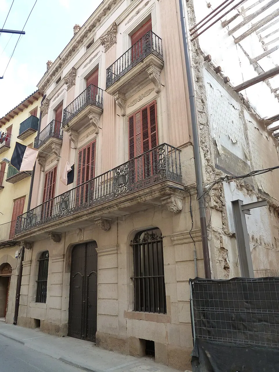 Palauet de la muralla de Balaguer