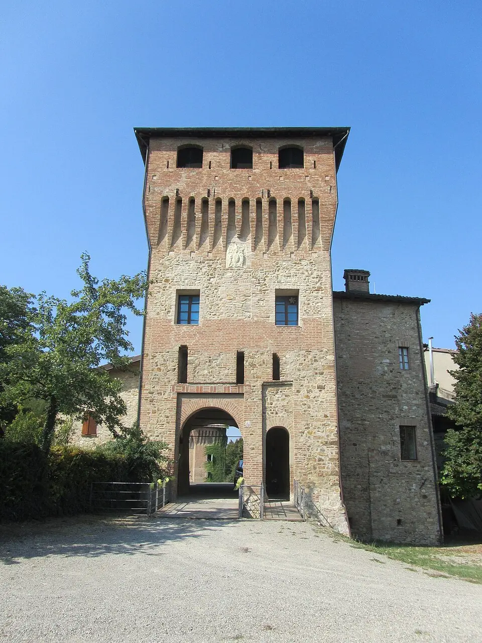 castello di Casalgrande