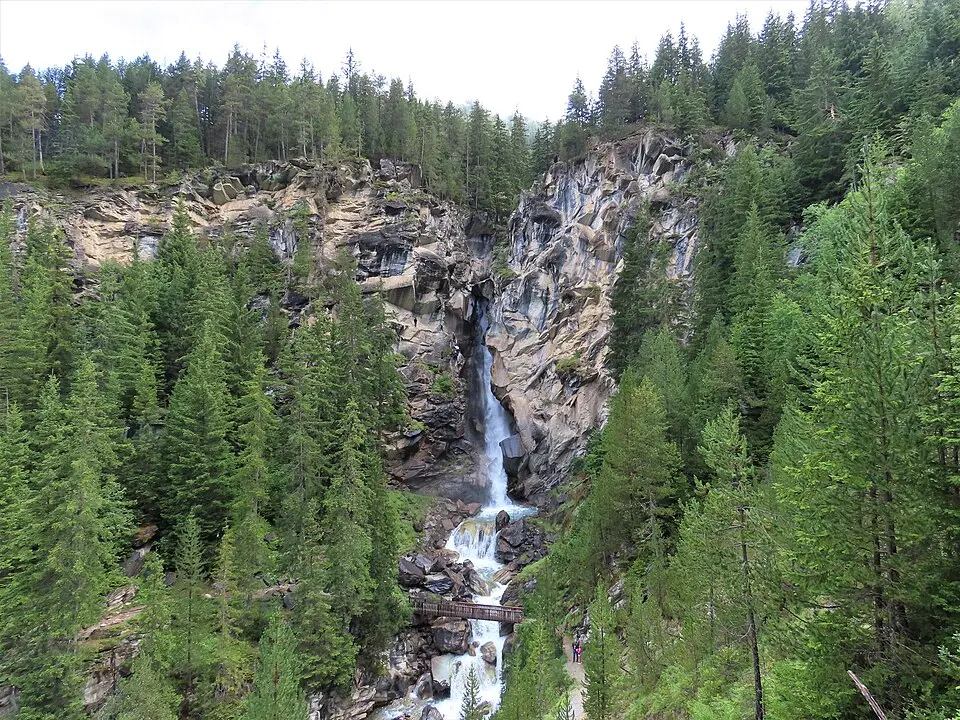 cascade de la Fraîche