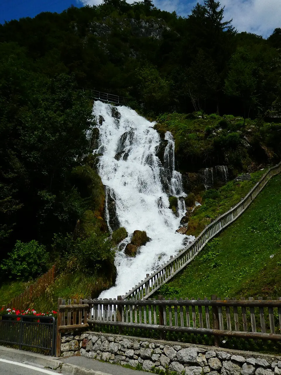 cascata del Rio Bianco
