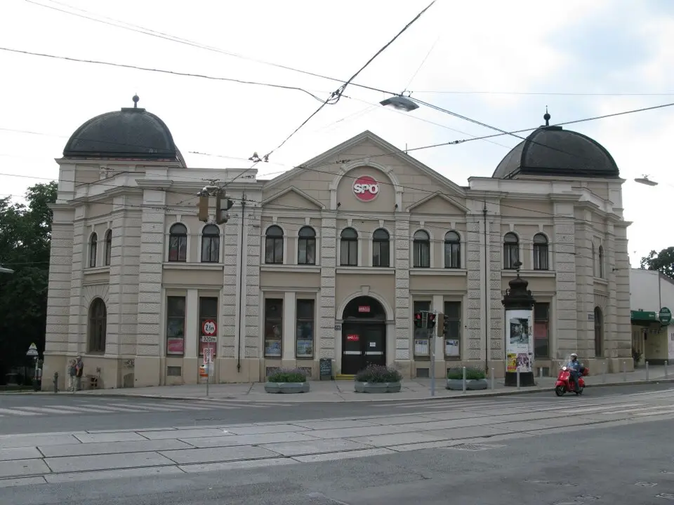Image: Rolao · CC BY-SA 3.0 Casino Baumgarten
