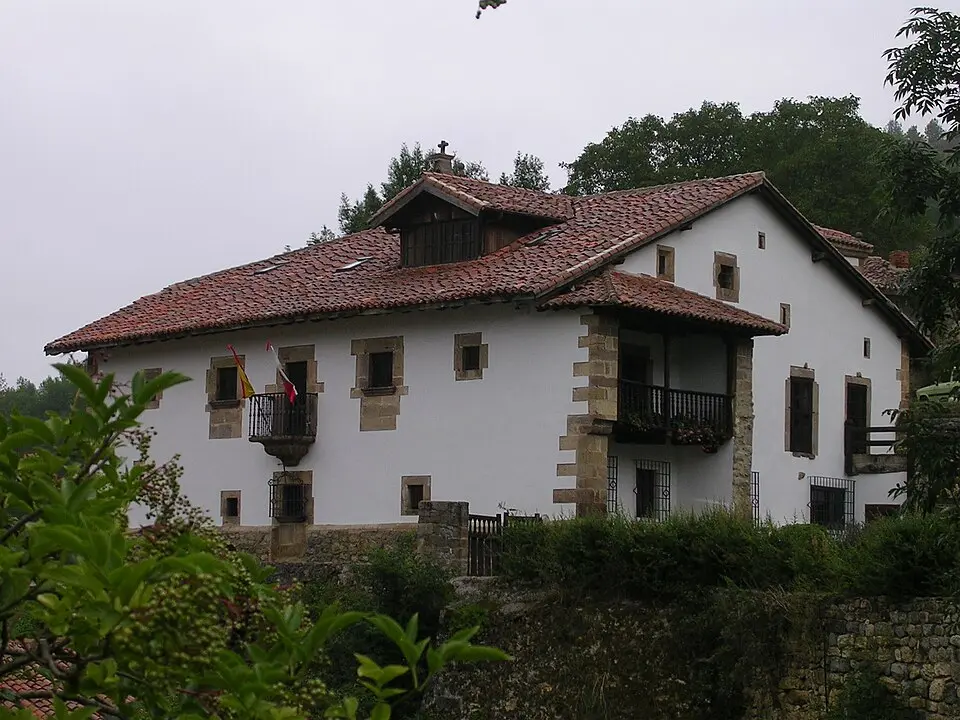 Obrázok: Vanbasten 23 · CC BY-SA 3.0 ES Casona de Tudanca