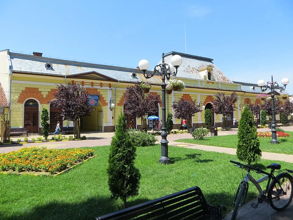 Slika: Strainu · CC BY-SA 3.0 RO Făget