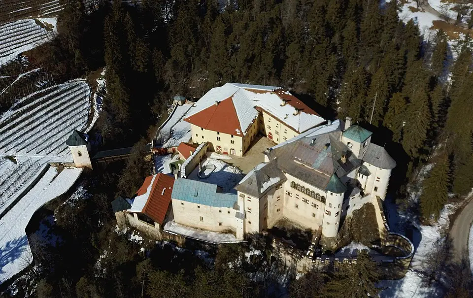 Castel Brughier