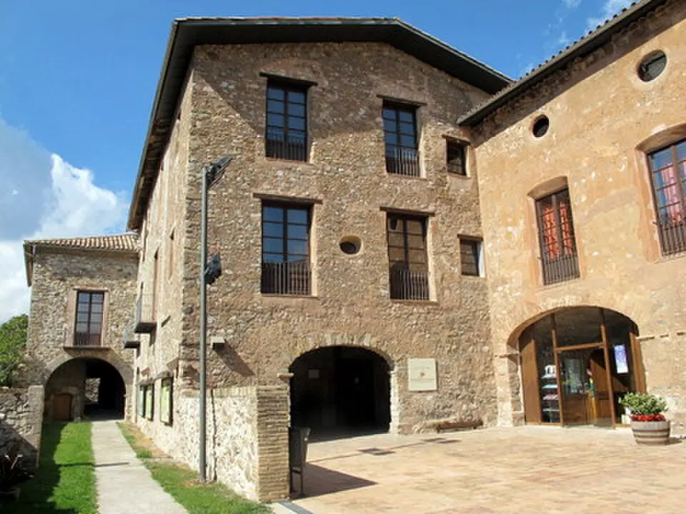 Palau dels Barons de Pinós