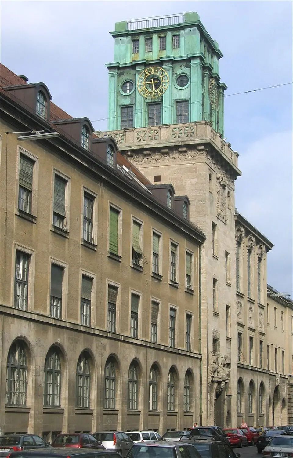 Image: Rufus46 · CC BY-SA 3.0 Technical University of Munich