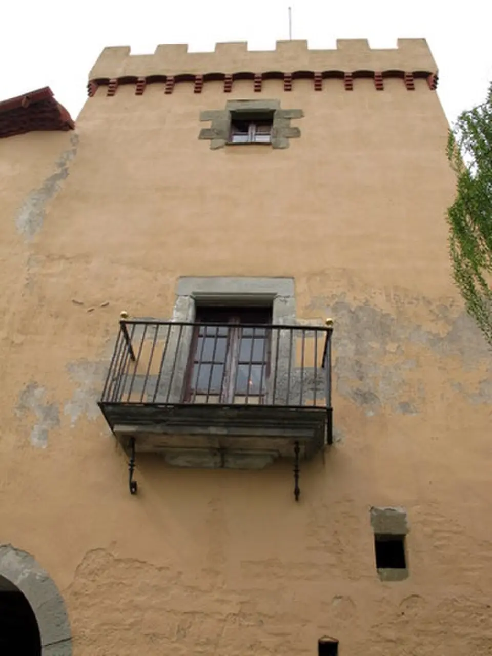 Obrázok: Antoni Grifol · CC BY-SA 3.0 Castell de Vicfred