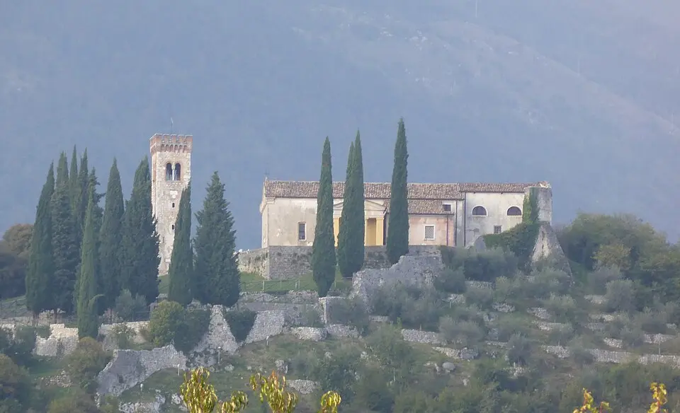 castello di Caneva