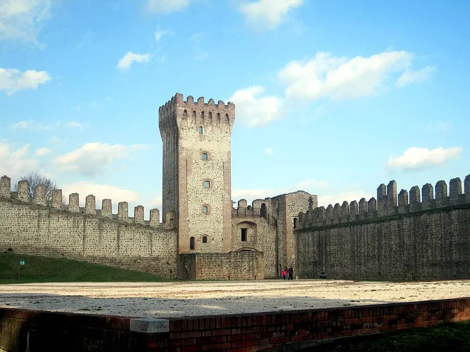 Immagine: Sandra Grampa · CC BY-SA 4.0 Castello carrarese di Este