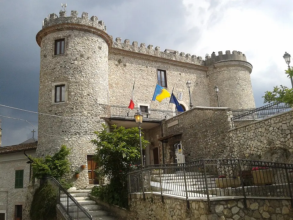 castello di Oricola