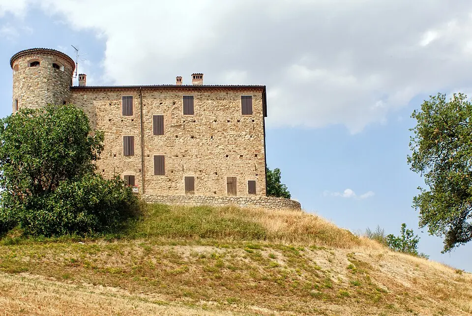Castello di Viano