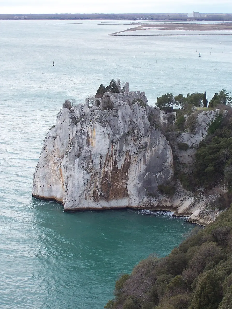 Castello vecchio di Duino