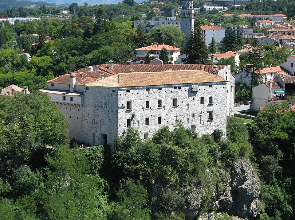 castello di Montecuccoli