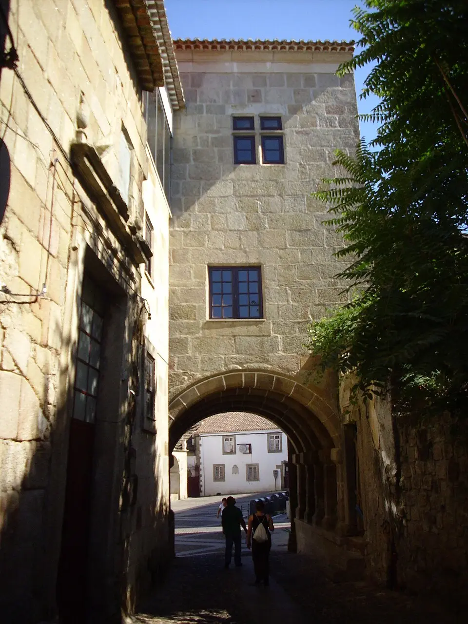 Casa do Arco do Bispo