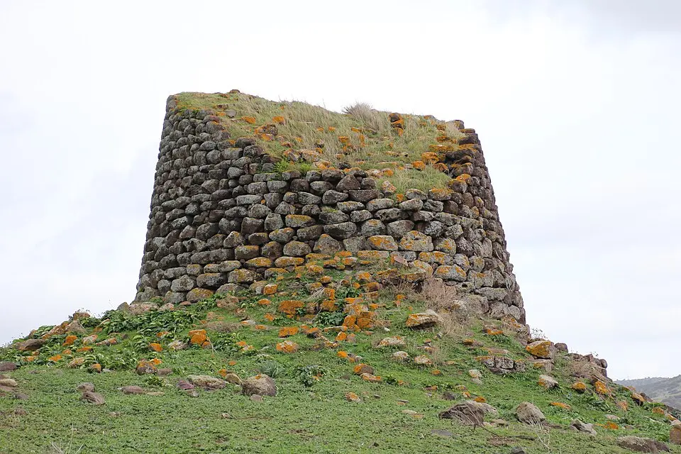 nuraghe Paddaggiu