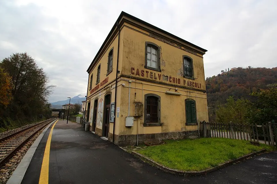 stazione di Castelvecchio Pascoli