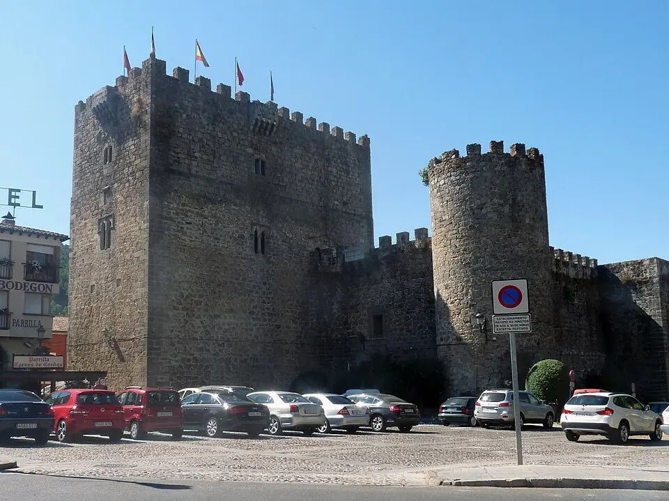 Obrázok: Totemkin · CC BY-SA 3.0 Castillo de Arenas de San Pedro