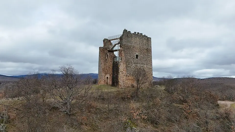Bild: Thomas Holbach · CC BY-SA 4.0 Castillo de Castrovido
