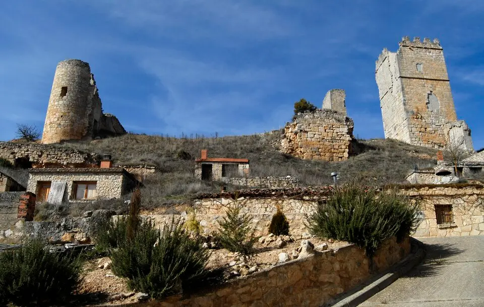 Castillo de Coruña del Conde