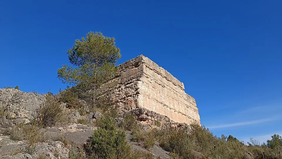Castillo de Gayanes