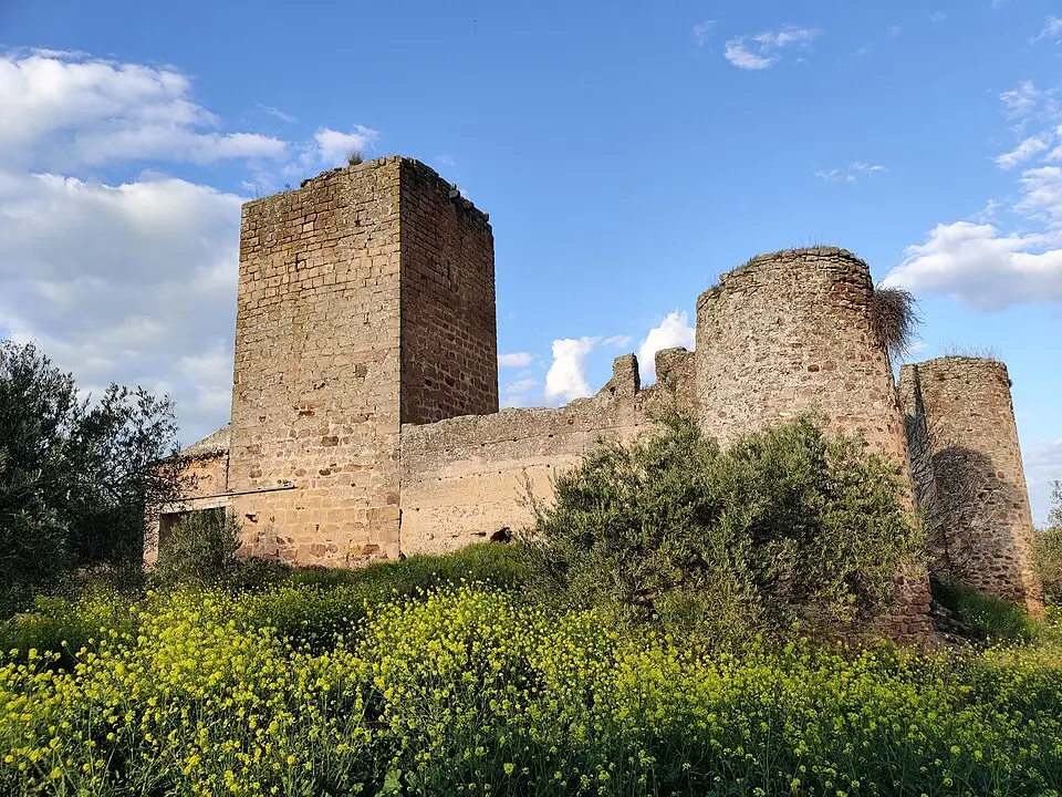 Castillo de la Aragonesa