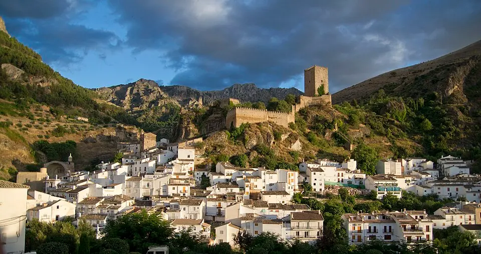 castillo de la Yedra