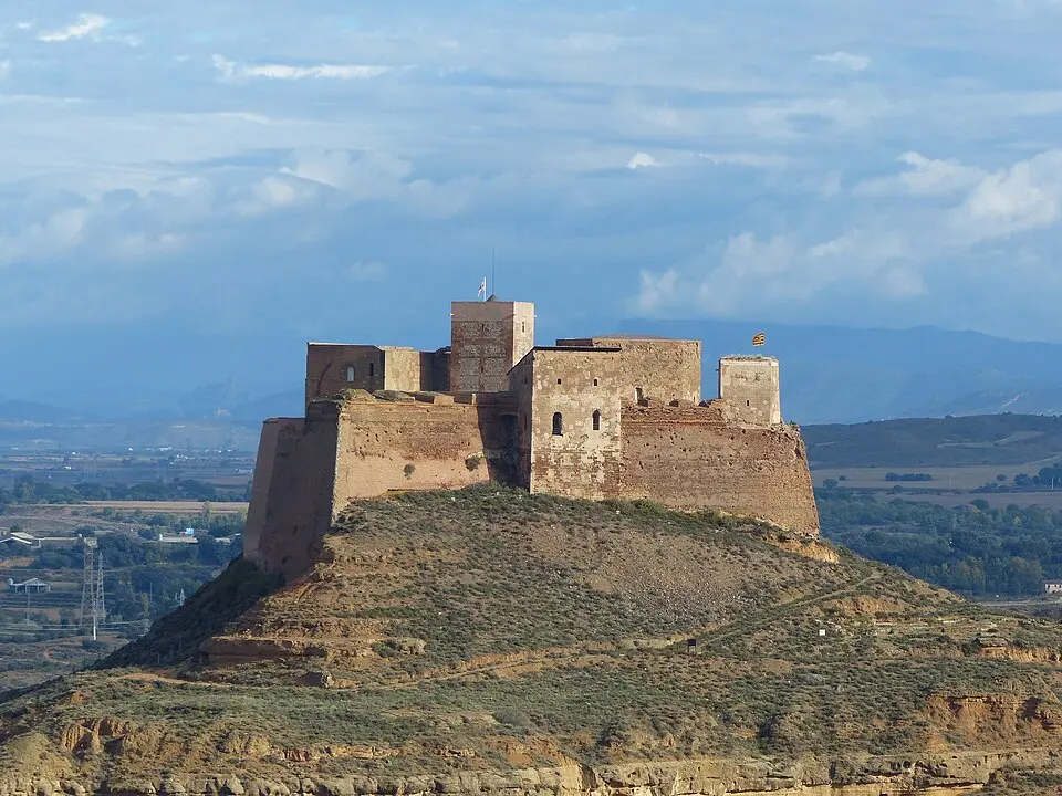 Monzón Castle