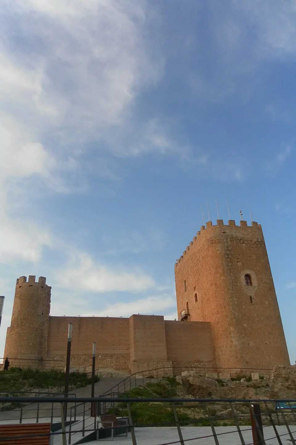 Image: Gregorico · CC BY-SA 3.0 Castle of Jumilla