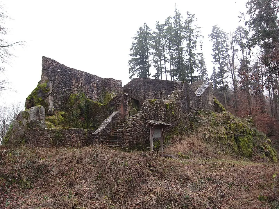 Slika: Lutz H · CC BY 2.0 DE Burg Keppenbach