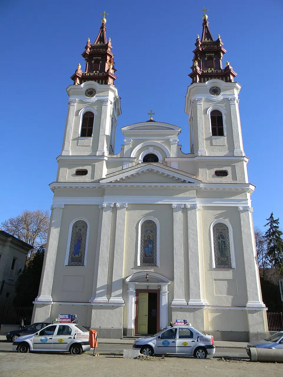 Catedrala „Nașterea Sf. Ioan Botezătorul” din Arad