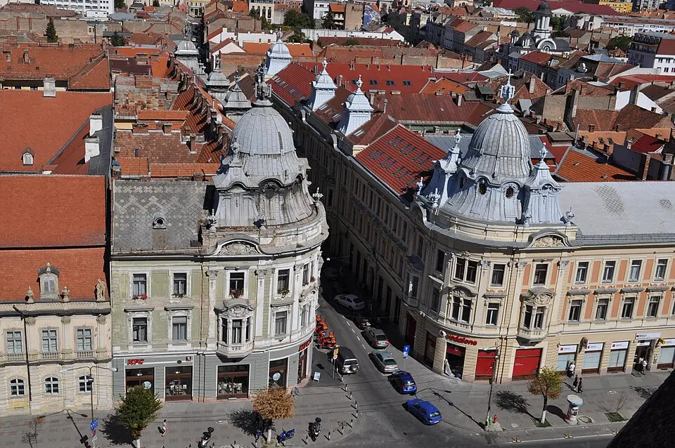 Palaces of the "Roman Catholic Status"