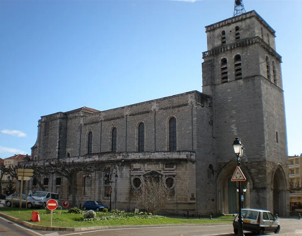 Image: Vpe · Public domain cathédrale Saint-Jean-Baptiste d'Alès