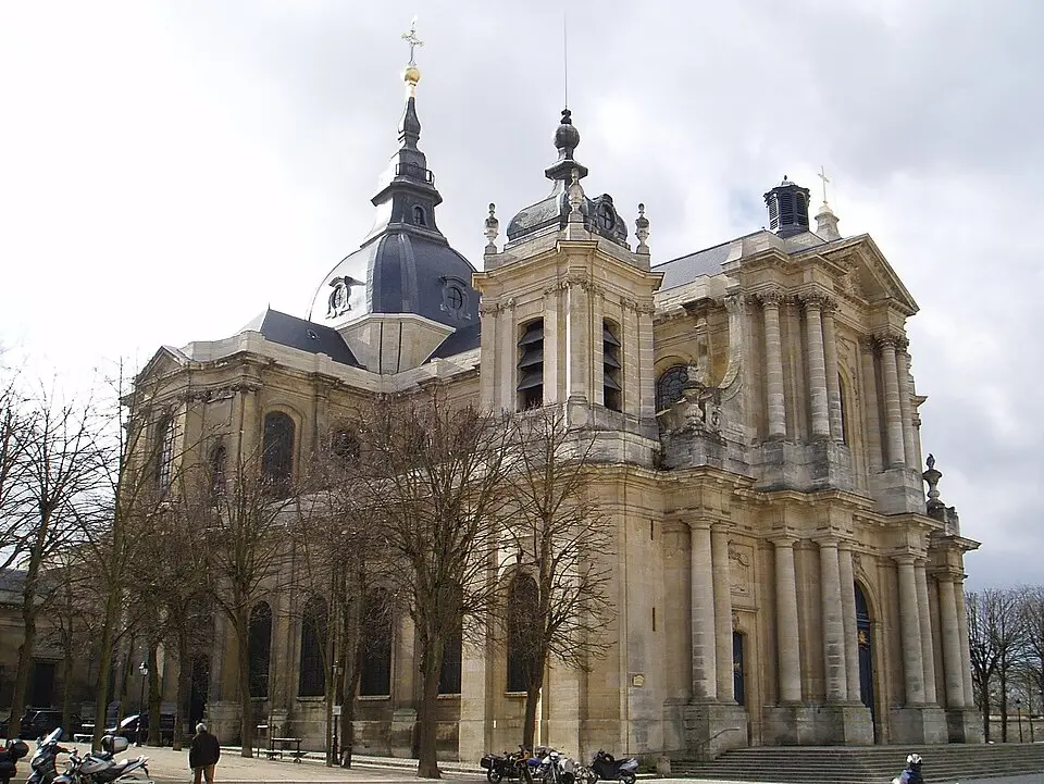 Mis en ligne par: BenP · CC BY-SA 2.5 cathédrale Saint-Louis de Versailles