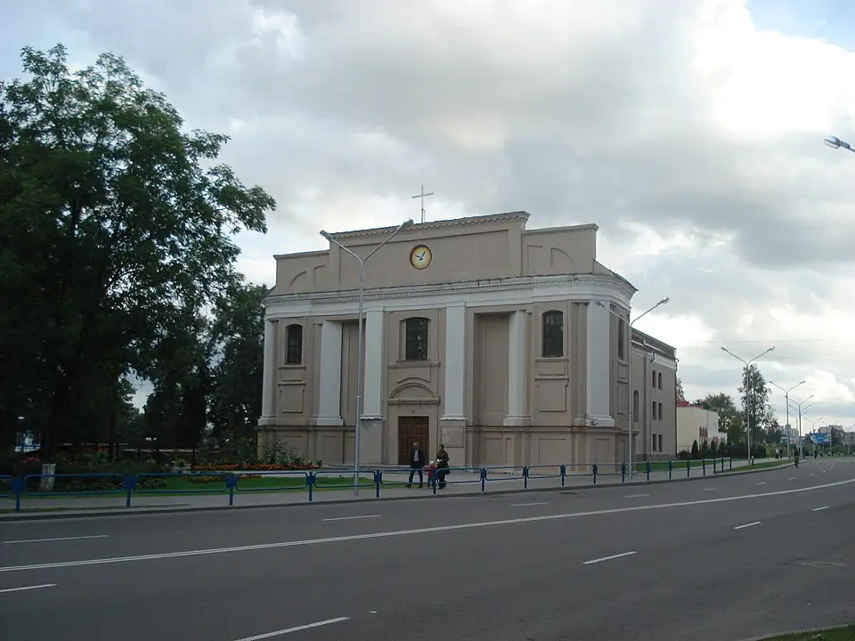 Касьцёл Сьвятога Язэпа і кляштар дамініканаў