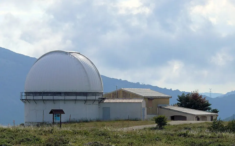 centre de recherches en géodynamique et astrométrie