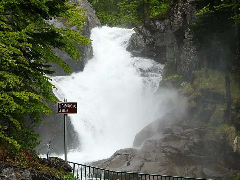 Cascade du Cerisey
