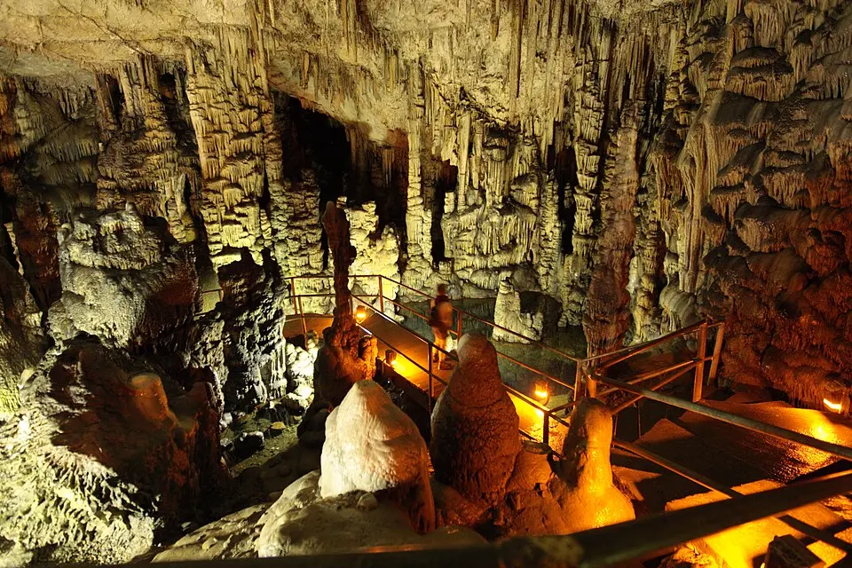 grotte de Psychró