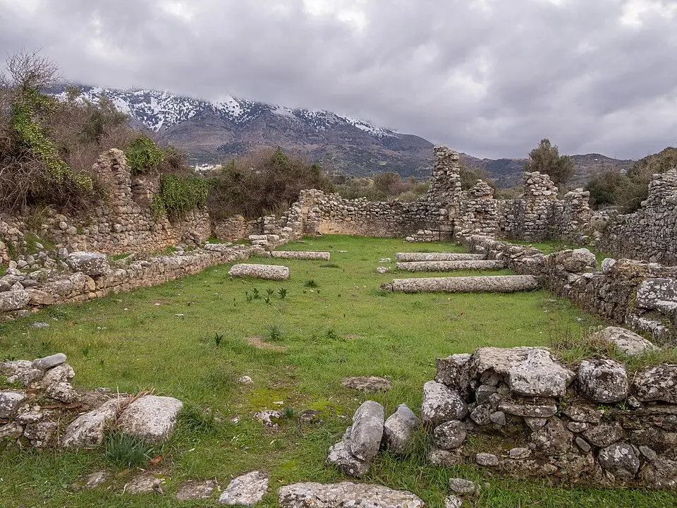 Image: C messier · CC BY-SA 4.0 Βασιλική Βιζαρίου Ρεθύμνου