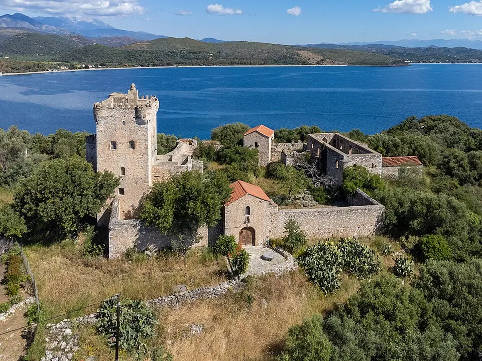 Κάστρο Γρηγοράκηδων - Αγερανός