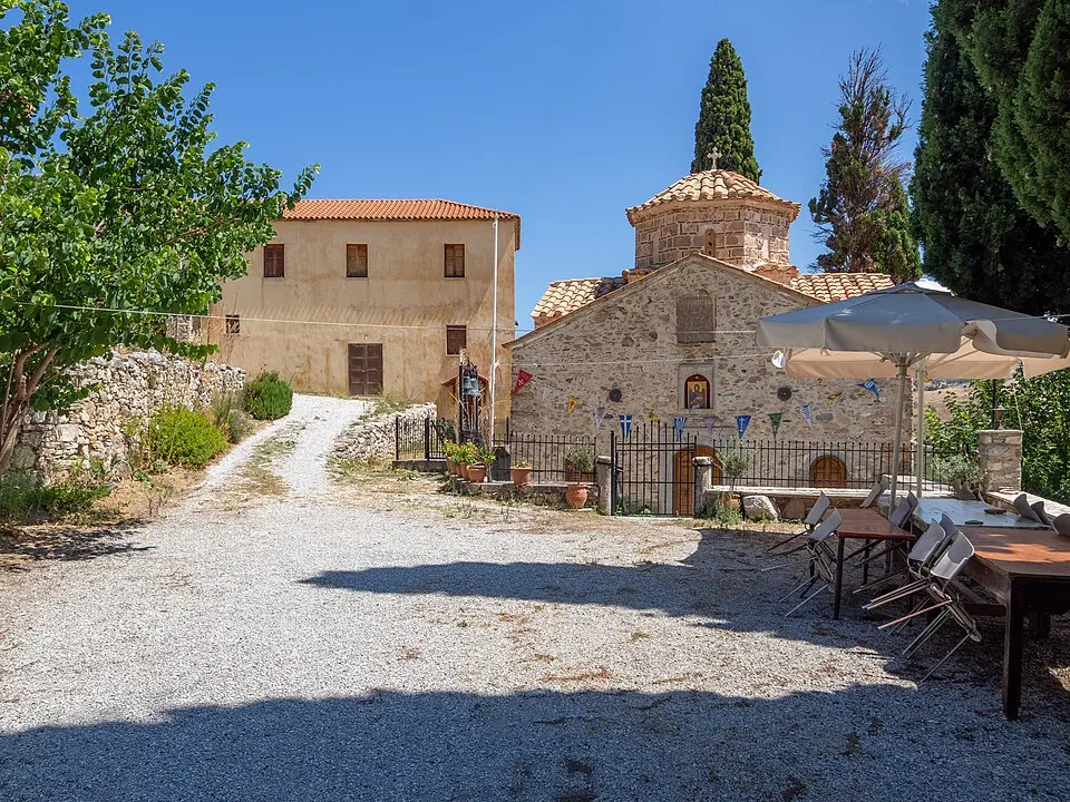 Μονή Αγίου Ιωάννου Καρυών