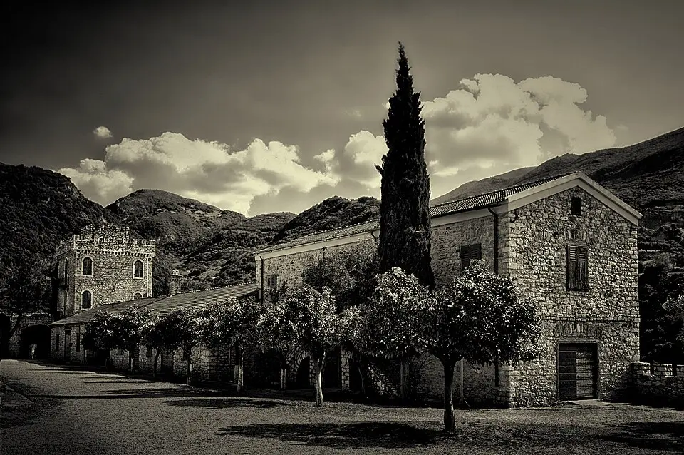 Achaia Clauss