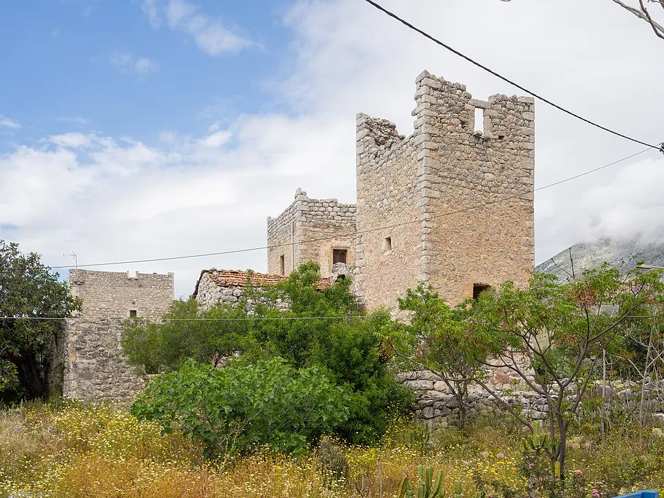 Towers, Gardenitsa