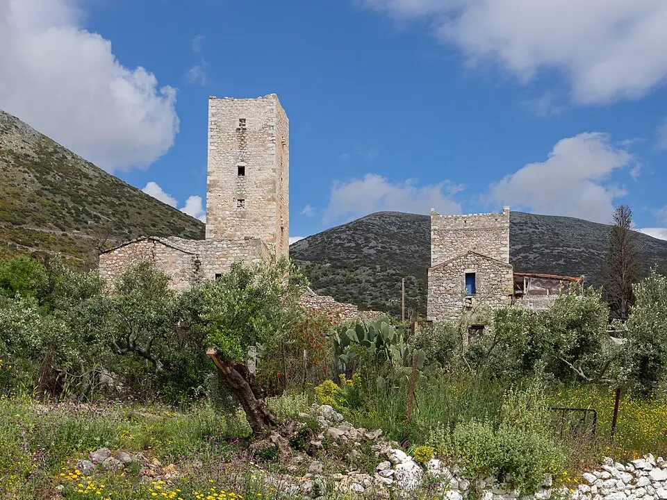 Towers, Mina
