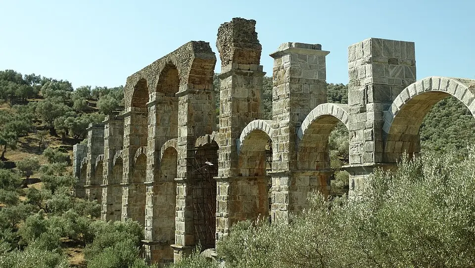 Ρωμαϊκό Υδραγωγείο Μόριας